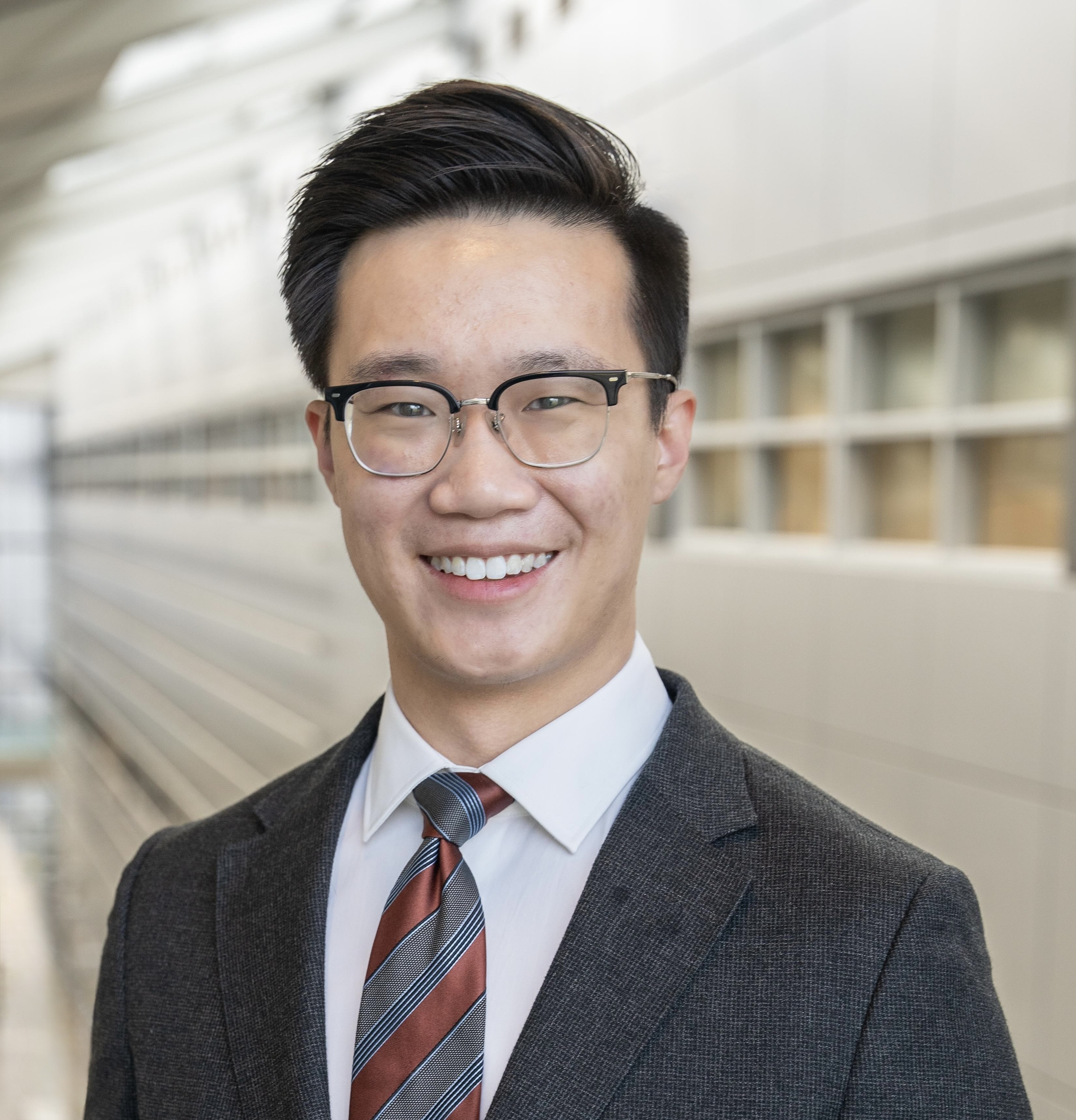 photo of Eddie Guo, MD